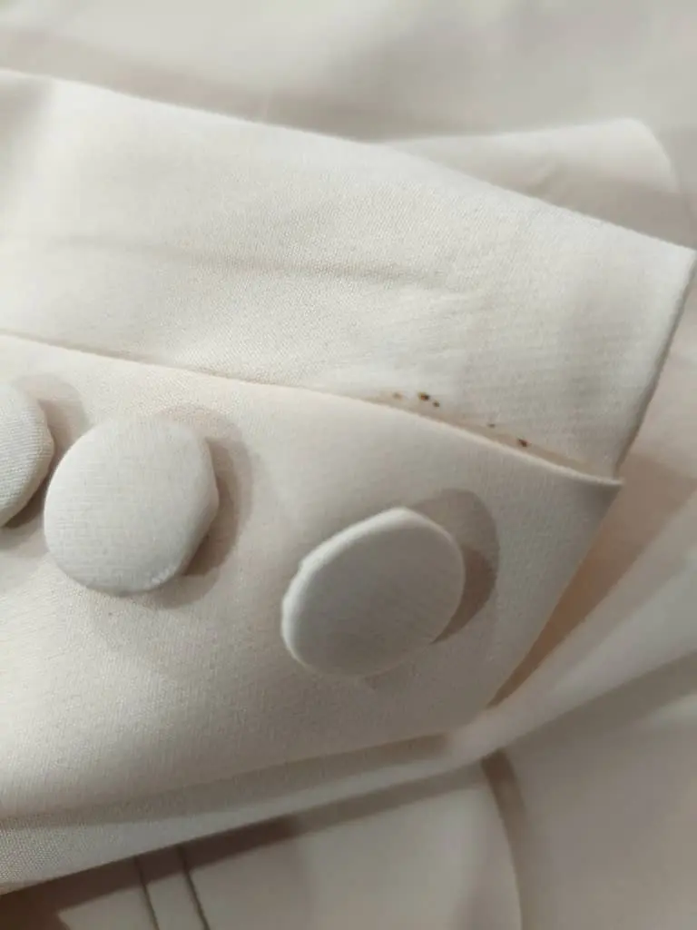 1664- کت و شلوار مهرسا (ایراد دار)